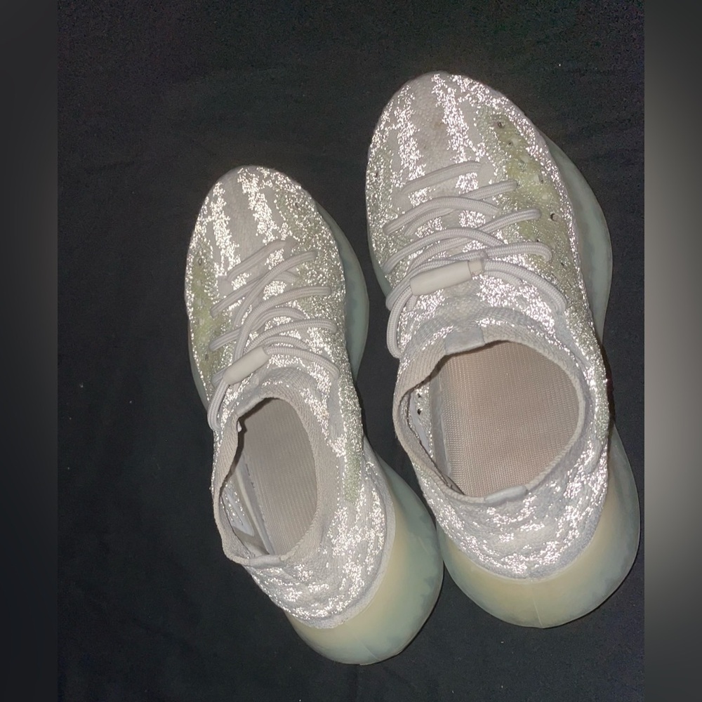adidas Men’s Reflective Silver/Grey Yeezy-style Sneakers